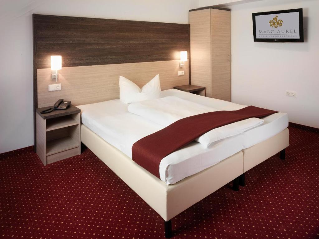 Hotel Marc Aurel Petronell Szoba fotó